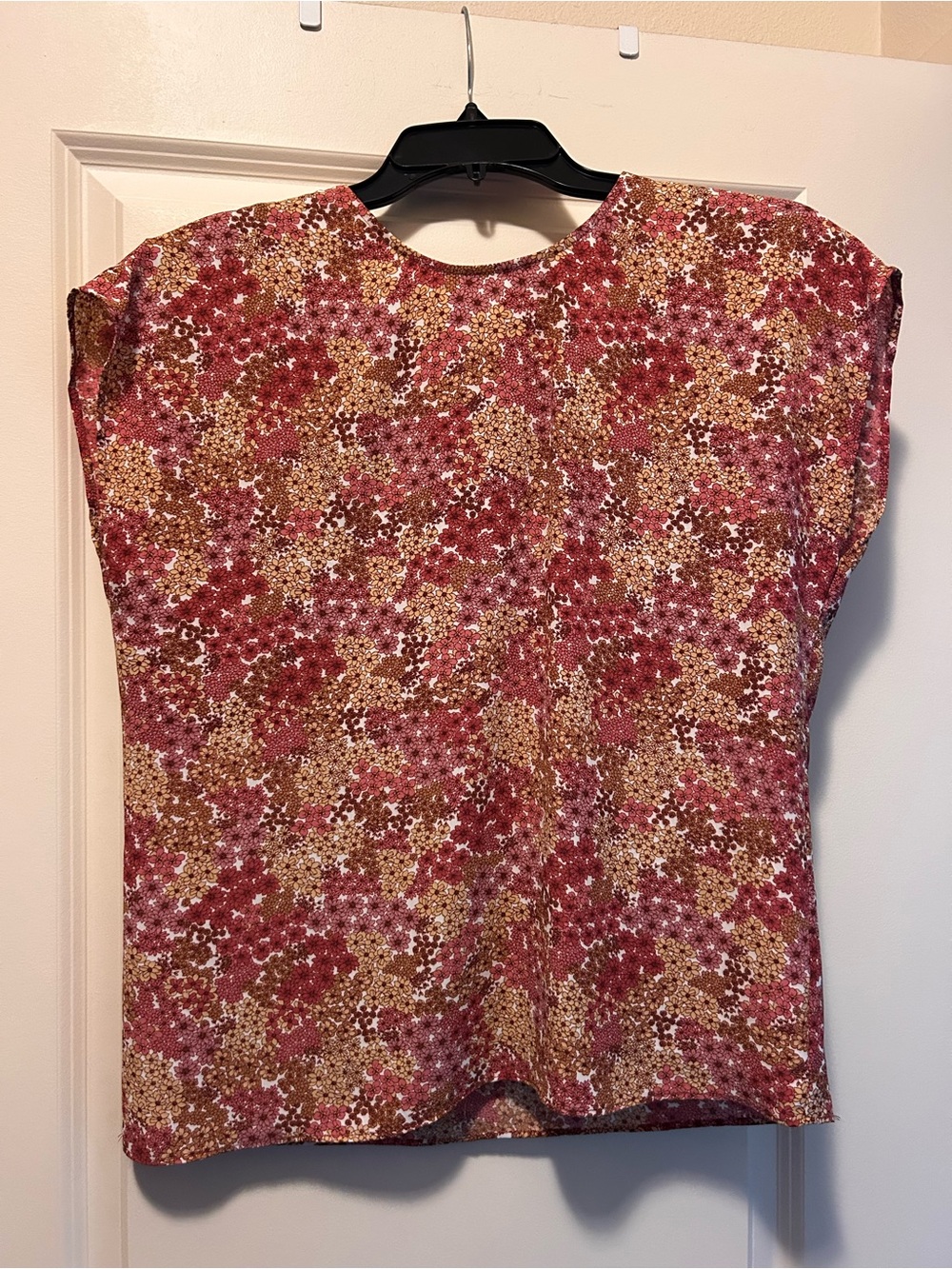 Halogen Muave Multi Floral Cap-Sleeve Blouse